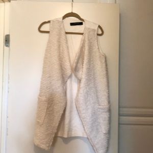 Zara vest